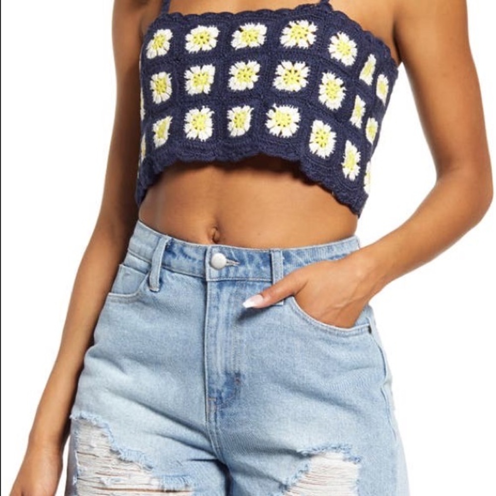 BP Crochet Crop Camisole In Navy Blazer Daisy Size M